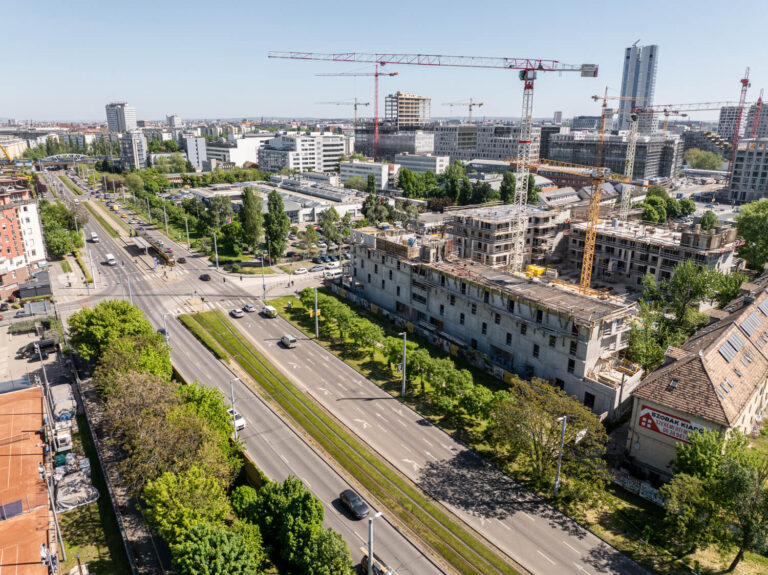 2025.04.ujbuda-garden-109