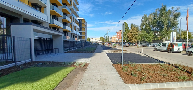 UG 2026096